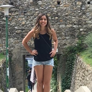 Meet your Posher, Ally